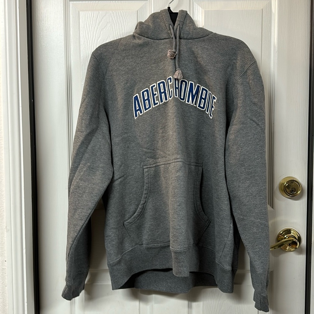 Men’s Abercrombie & Fitch logo hoodie